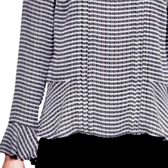 Womens Banana Republic Navy Blue Pattern Bell Cuff Peplum Long Sleeve Blouse NWT - Picture 3 of 8